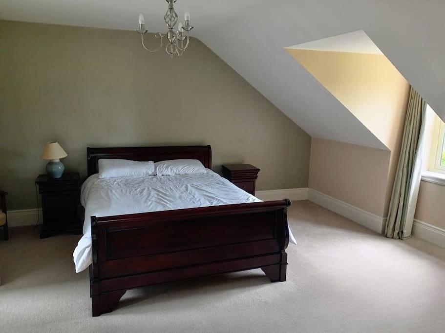 Conveniently Located House To Enjoy All Of Kerry Тралий Екстериор снимка